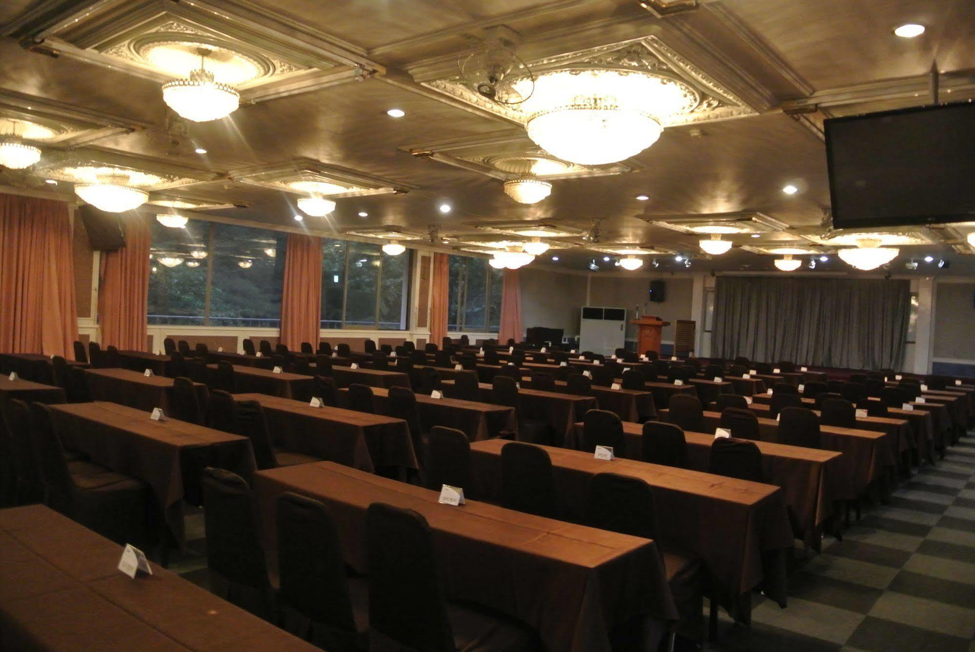 Lake Hills Hotel Songnisan Boeun Exterior photo